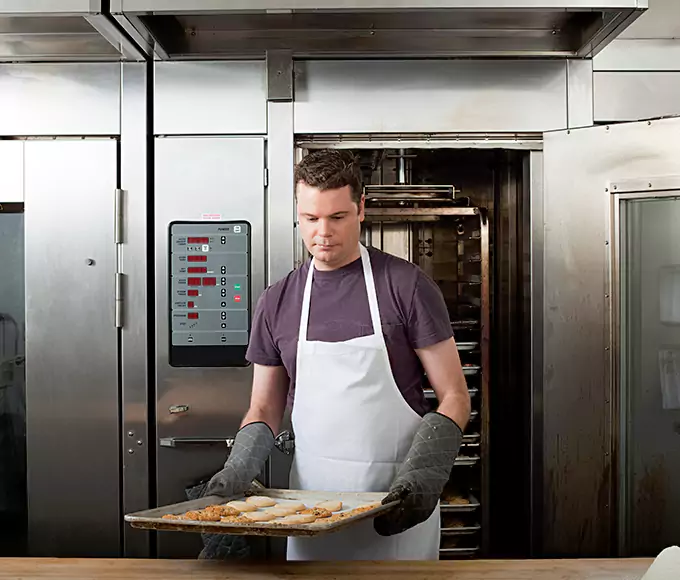 Why Wilmington, MA Kitchens Trust Wilmington Appliance Pro for Commercial Oven Repair?